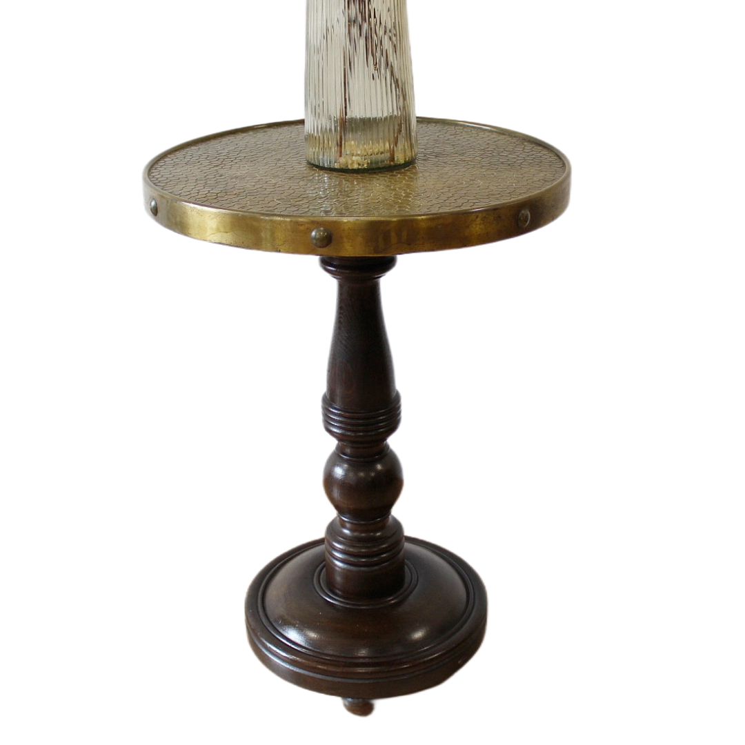 24052302 (0) okrągły stolik z mosiężnym blatem - obrazek 1