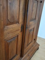 dwustuletnia okazała tradycyjna szafa kołkowana - obrazek 14