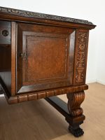 biurko na lwich łapach - obrazek 10