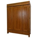 szafa w jasnym dębie z około 1920 roku