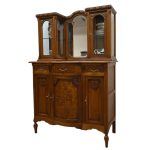 kredens z gablotkami francuski szyk