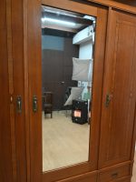 wysoka szafa z intarsjami - obrazek 9