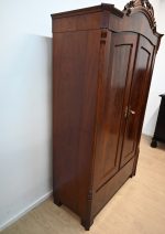 mahoniowa szafa z półkami filipowska - obrazek 5