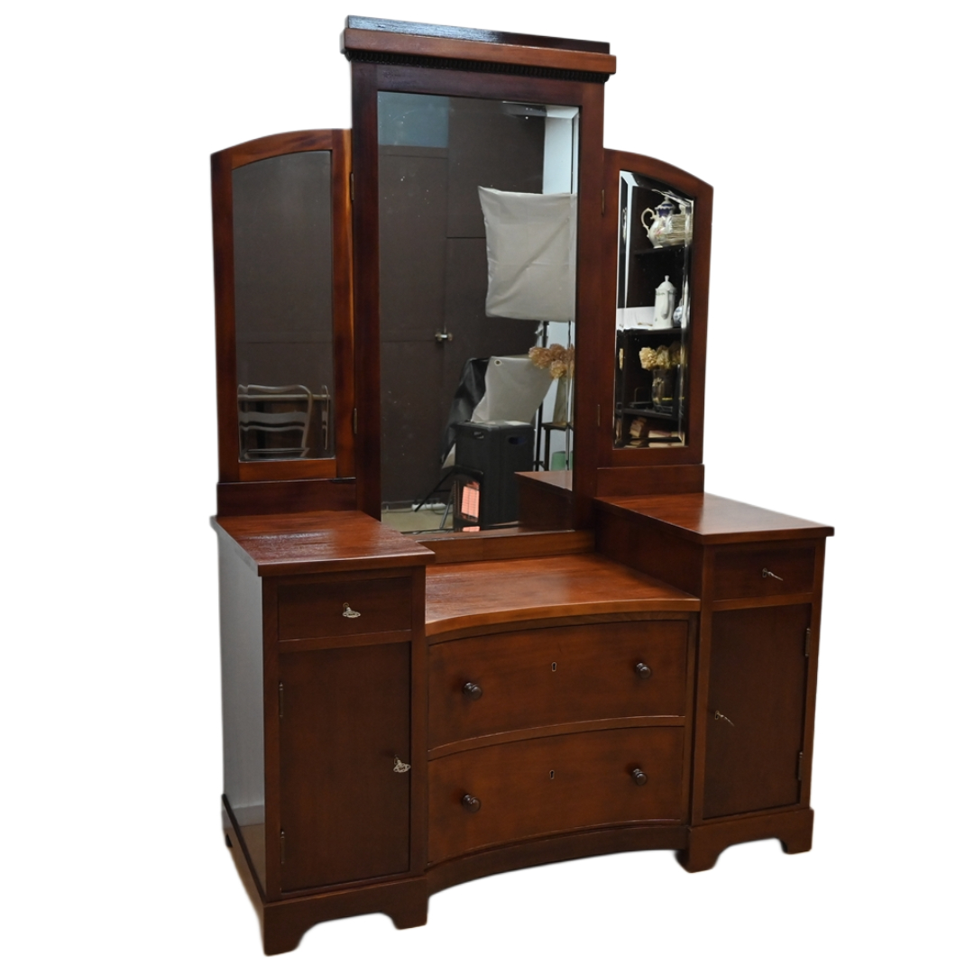 26020304 (0) mahoniowa toaletka z bocznymi lustrami - obrazek 1