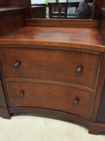 mahoniowa toaletka z bocznymi lustrami - obrazek 14