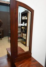 mahoniowa toaletka z bocznymi lustrami - obrazek 10