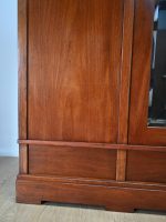 duża orzechowa szafa z lustrem - obrazek 10