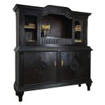 kredens międzywojenny