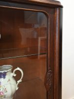 witryna serwantka ze szklanymi półkami - obrazek 11