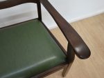 fotel do biurka z zieloną tapicerką - obrazek 10
