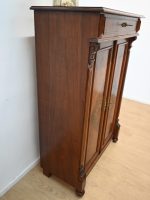 bieliźniarka eklektyczna szafka orzech - obrazek 5