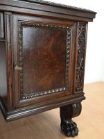 biurko na lwich łapach - obrazek 10