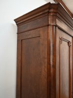 stara dwudrzwiowa szafa z około 1920 roku - obrazek 5