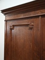 stara dwudrzwiowa szafa z około 1920 roku - obrazek 9