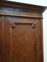 stara dwudrzwiowa szafa z około 1920 roku - obrazek 10