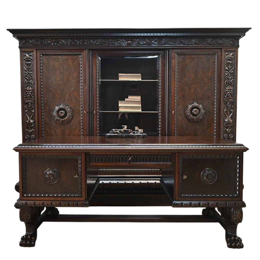 26031901 (0) duży gabinet z pięknym biurkiem - obrazek 1