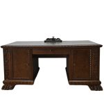 duże biurko do kancelarii