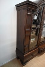 piękna przeszklona biblioteka - obrazek 6