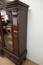 piękna przeszklona biblioteka - obrazek 7