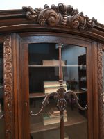 piękna przeszklona biblioteka - obrazek 9