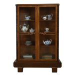 orzechowa serwantka art deco