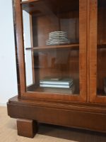 orzechowa serwantka art deco - obrazek 10