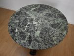 duży okrągły stolik z marmurem - obrazek 11