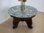 duży okrągły stolik z marmurem - obrazek 4