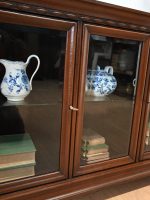 szafka z fazowanymi szybami pod tv - obrazek 10