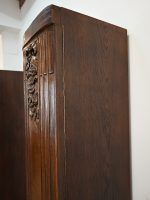 słupek wysoka wąska szafka z półkami - obrazek 7