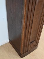 słupek wysoka wąska szafka z półkami - obrazek 6