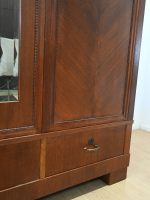 wyjątkowa szafa z półkami i szufladami - obrazek 11