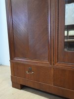 wyjątkowa szafa z półkami i szufladami - obrazek 9