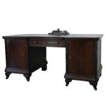 dwustronne biurko na ślicznych nóżkach