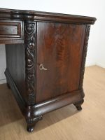 dwustronne biurko na ślicznych nóżkach - obrazek 10