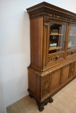 duża biblioteka orzechowa - obrazek 5