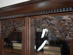 piękna rzeźbiona biblioteka na książki - obrazek 8