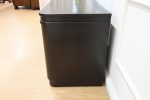 ciemna mahoniowa szafka art deco pod tv - obrazek 5