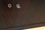 ciemna mahoniowa szafka art deco pod tv - obrazek 8