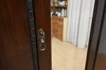 mała wąska szafa z lustrem - obrazek 5