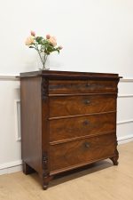 mahoniowa komoda z ok 1880 roku - obrazek 14