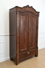 szafa dwudrzwiowa z 1857 roku - obrazek 13