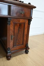 mahoniowe biurko z około 1890 roku - obrazek 9